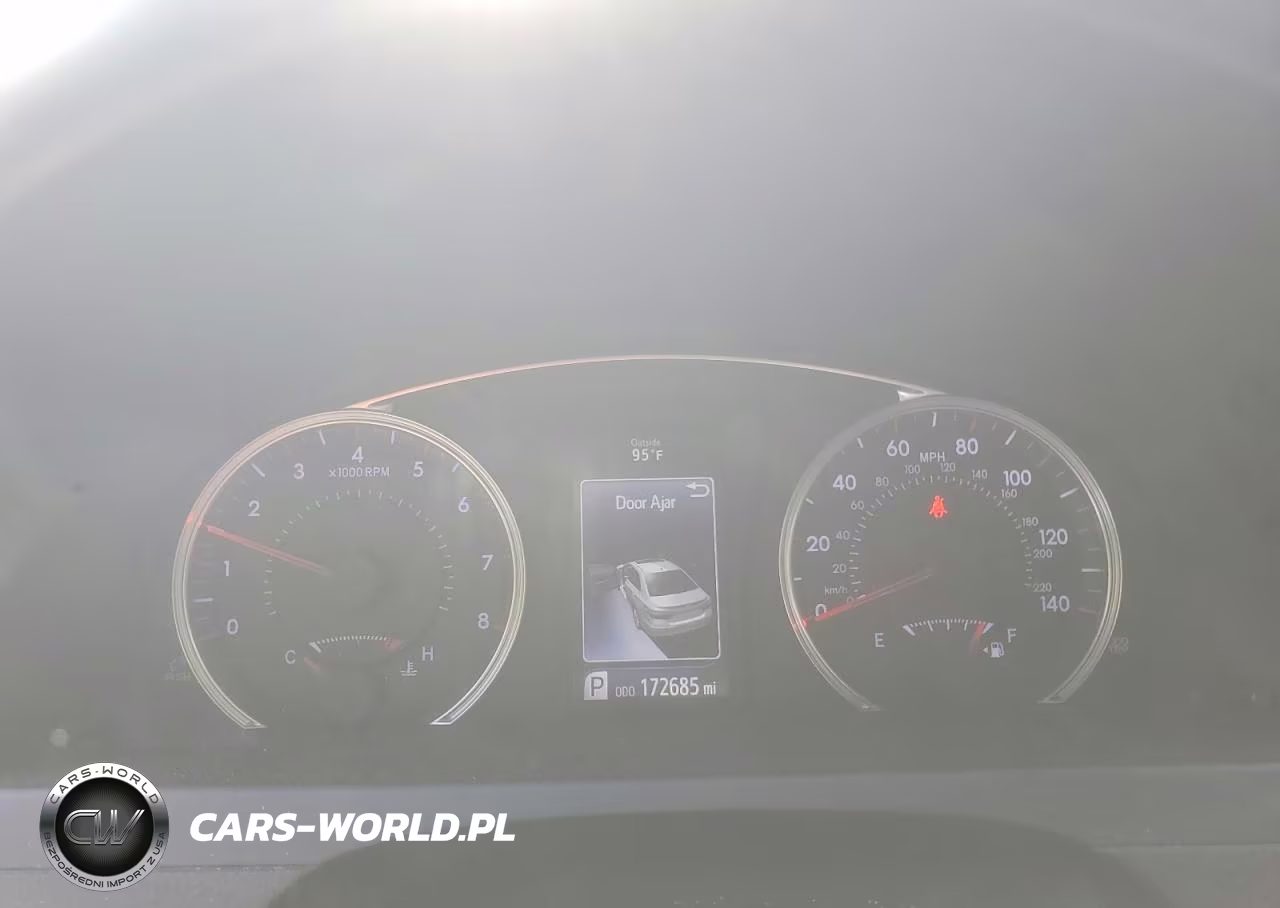 2016 Toyota Camry Se VIN:4T1BF1FK1GU184000 - 9