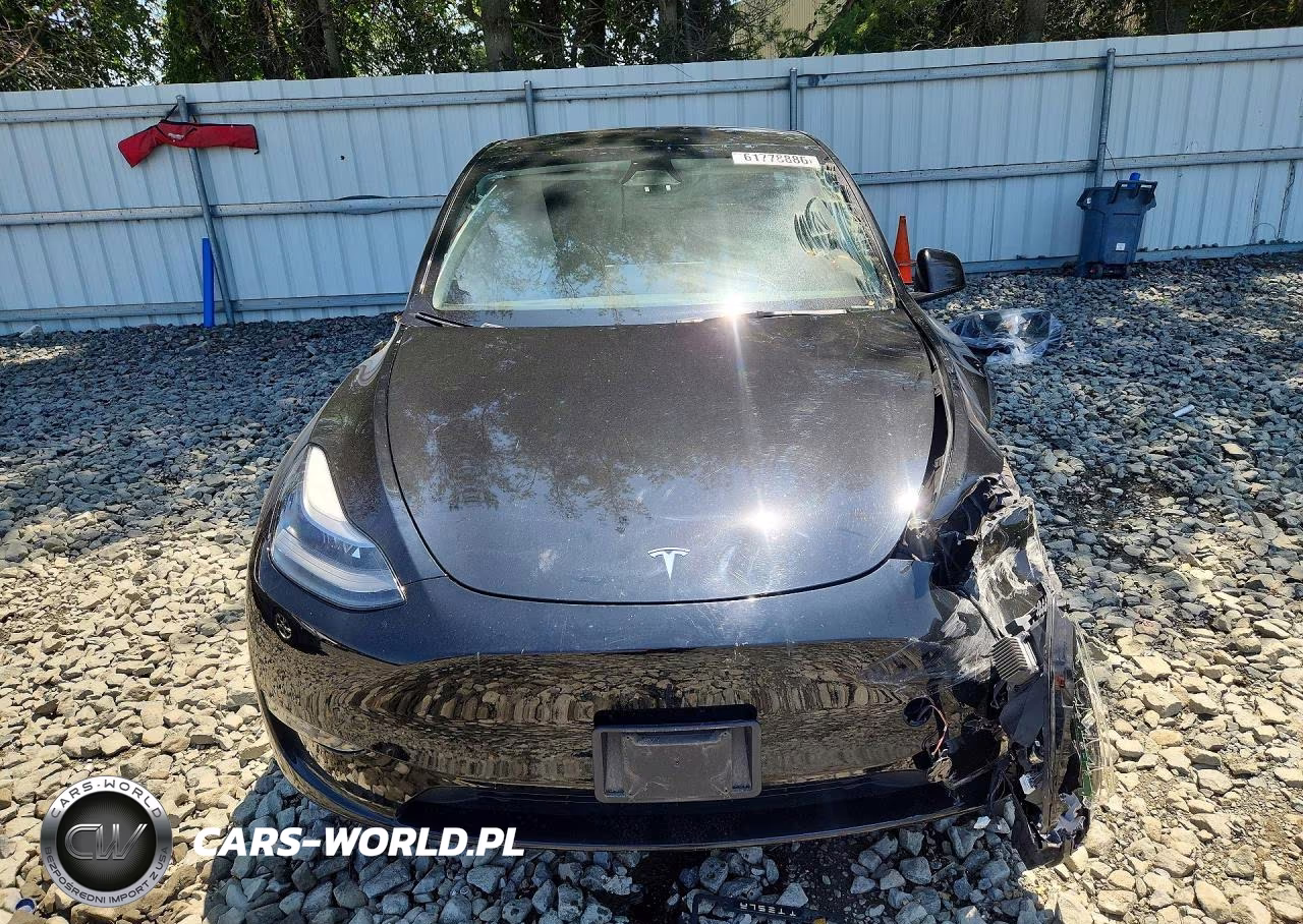 2023 Tesla Model Y VIN:7SAYGDEE7PA188005 - 5