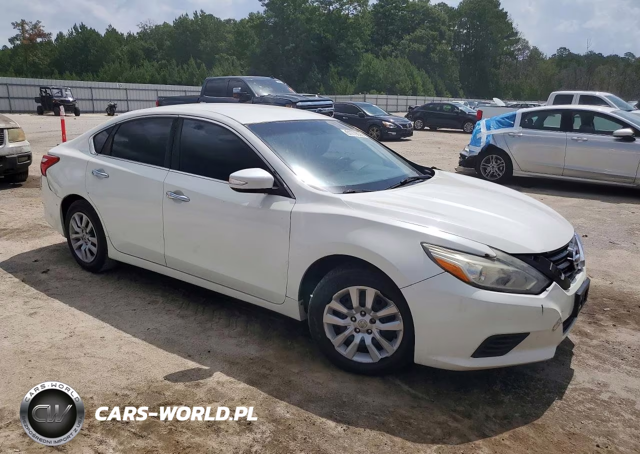 2016 Nissan Altima 2.5 S VIN:1N4AL3AP0GN341071 - 4
