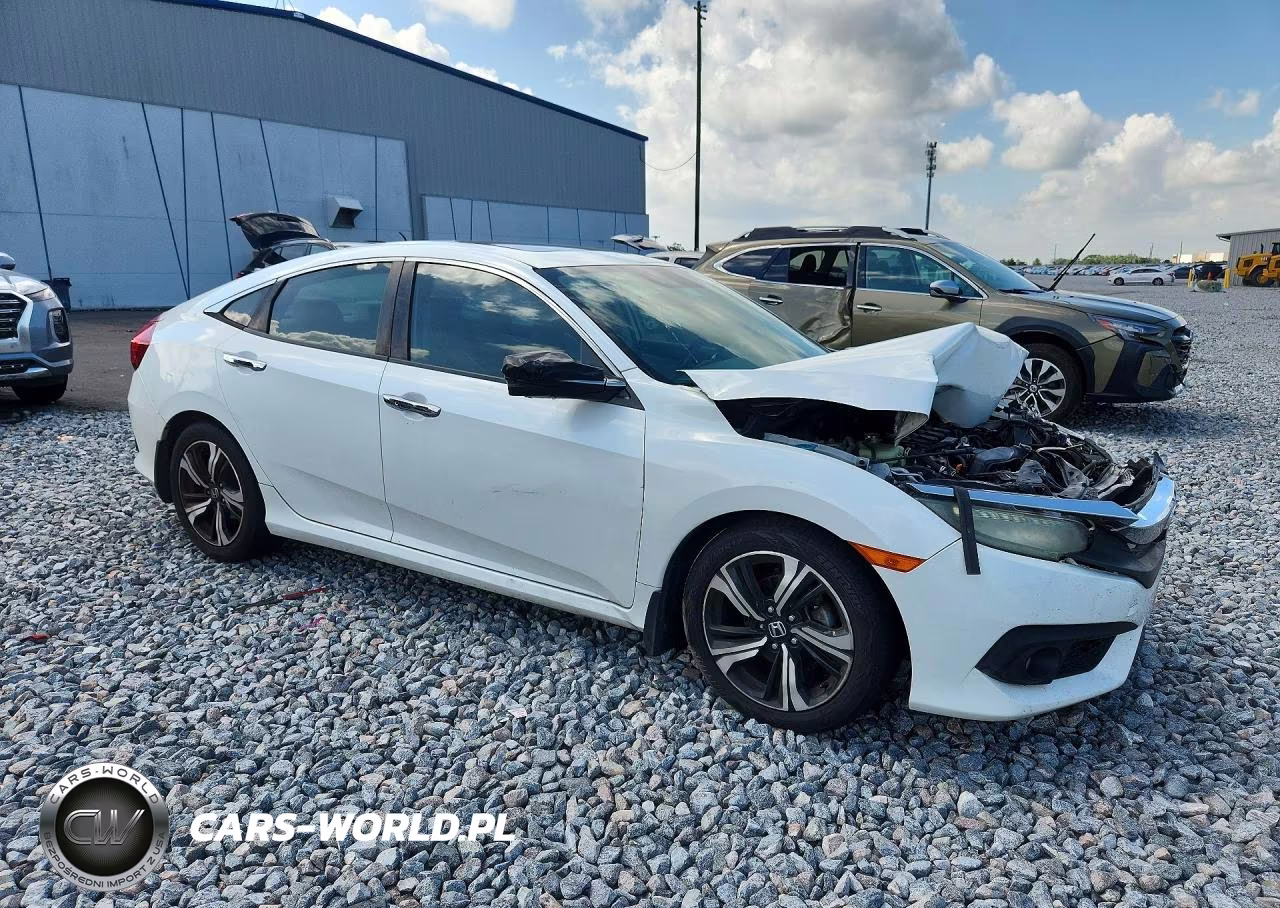 2016 Honda Civic Touring VIN:19XFC1F99GE020391 - 4
