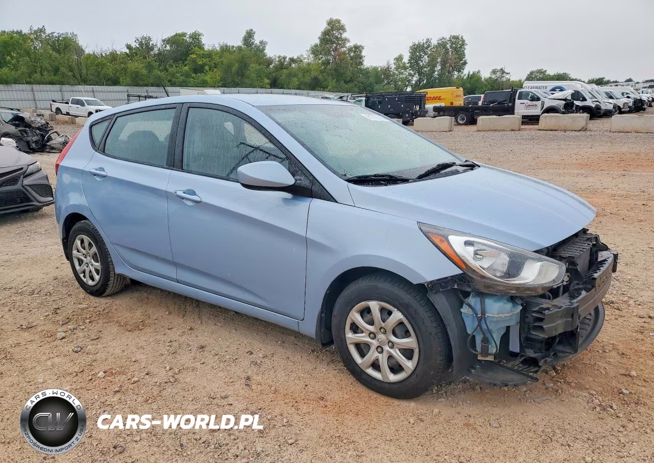 2014 Hyundai Accent Gs VIN:KMHCT5AE8EU182585 - 4