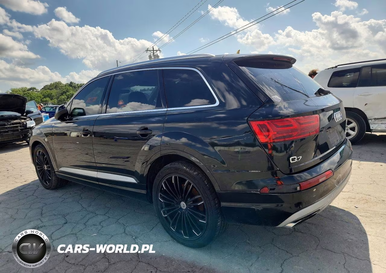 2018 Audi Q7 Premium Plus VIN:WA1LAAF71JD037308 - 2