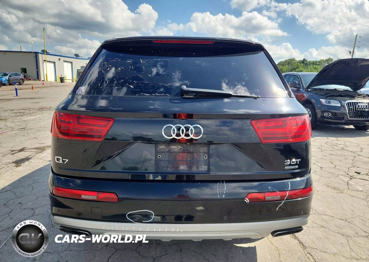 2018 Audi Q7 Premium Plus VIN:WA1LAAF71JD037308 - 6