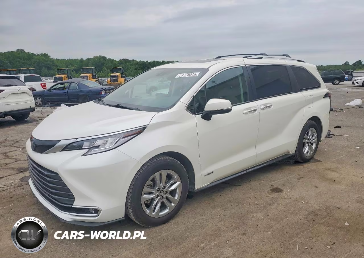2021 Toyota Sienna Limited 7-Passenger