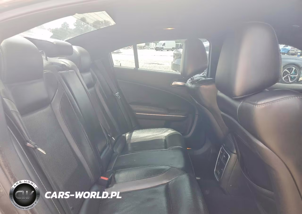 2020 Dodge Charger Sxt VIN:2C3CDXBG3LH110999 - 10