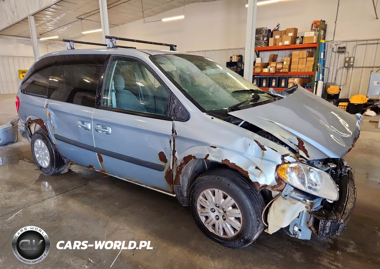 2006 Chrysler Town & Country VIN:1A4GP45RX6B529035 - 4