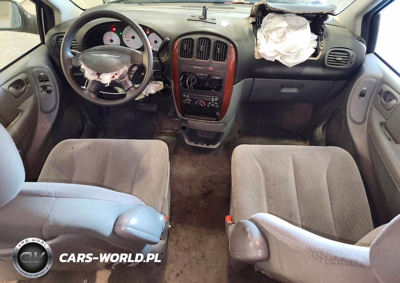 2006 Chrysler Town & Country VIN:1A4GP45RX6B529035 - 8