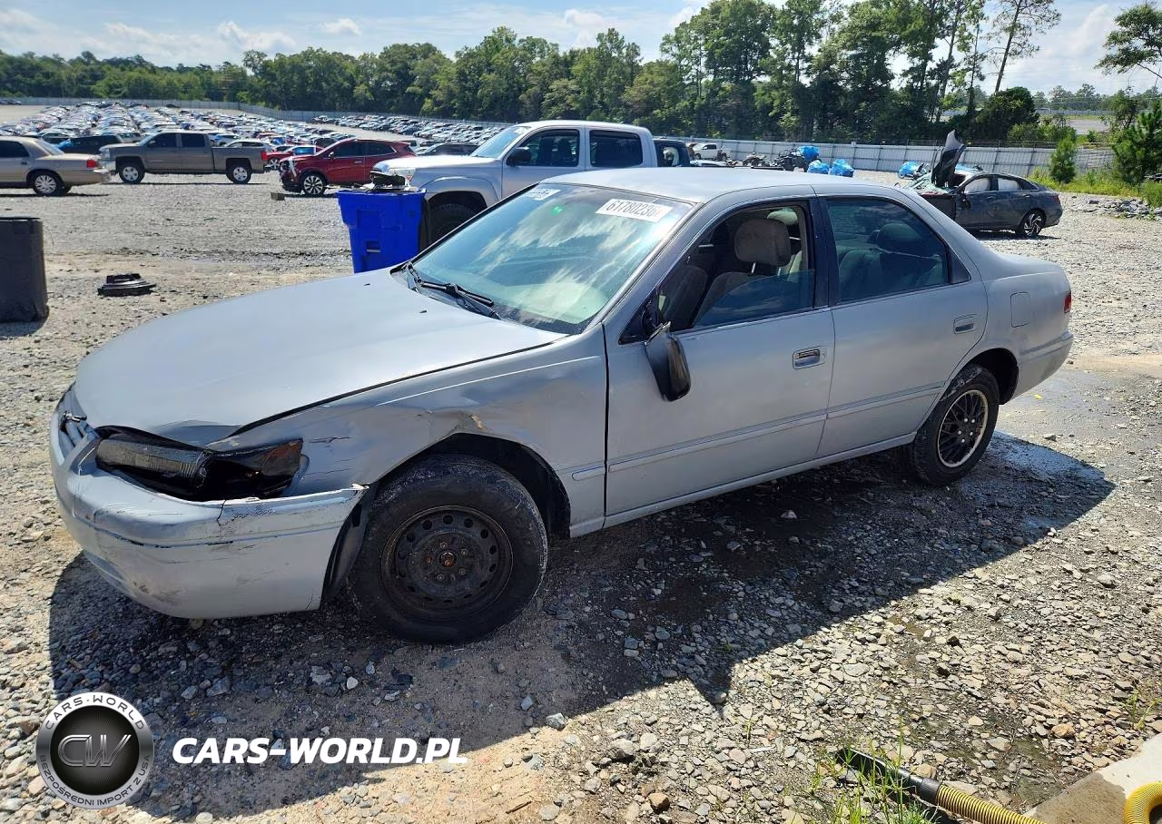 1999 Toyota Camry Ce
