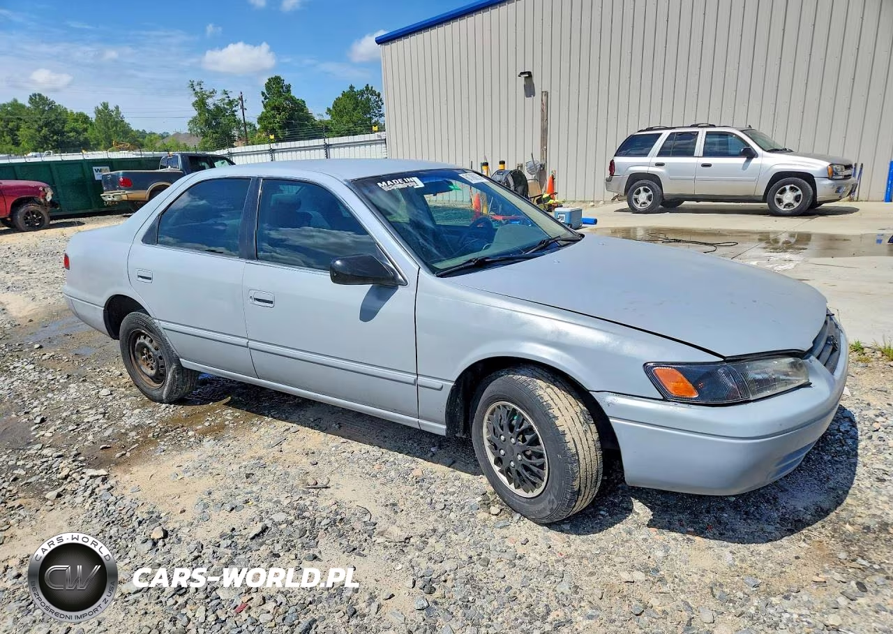 1999 Toyota Camry Ce VIN:4T1BG22K2XU419741 - 4
