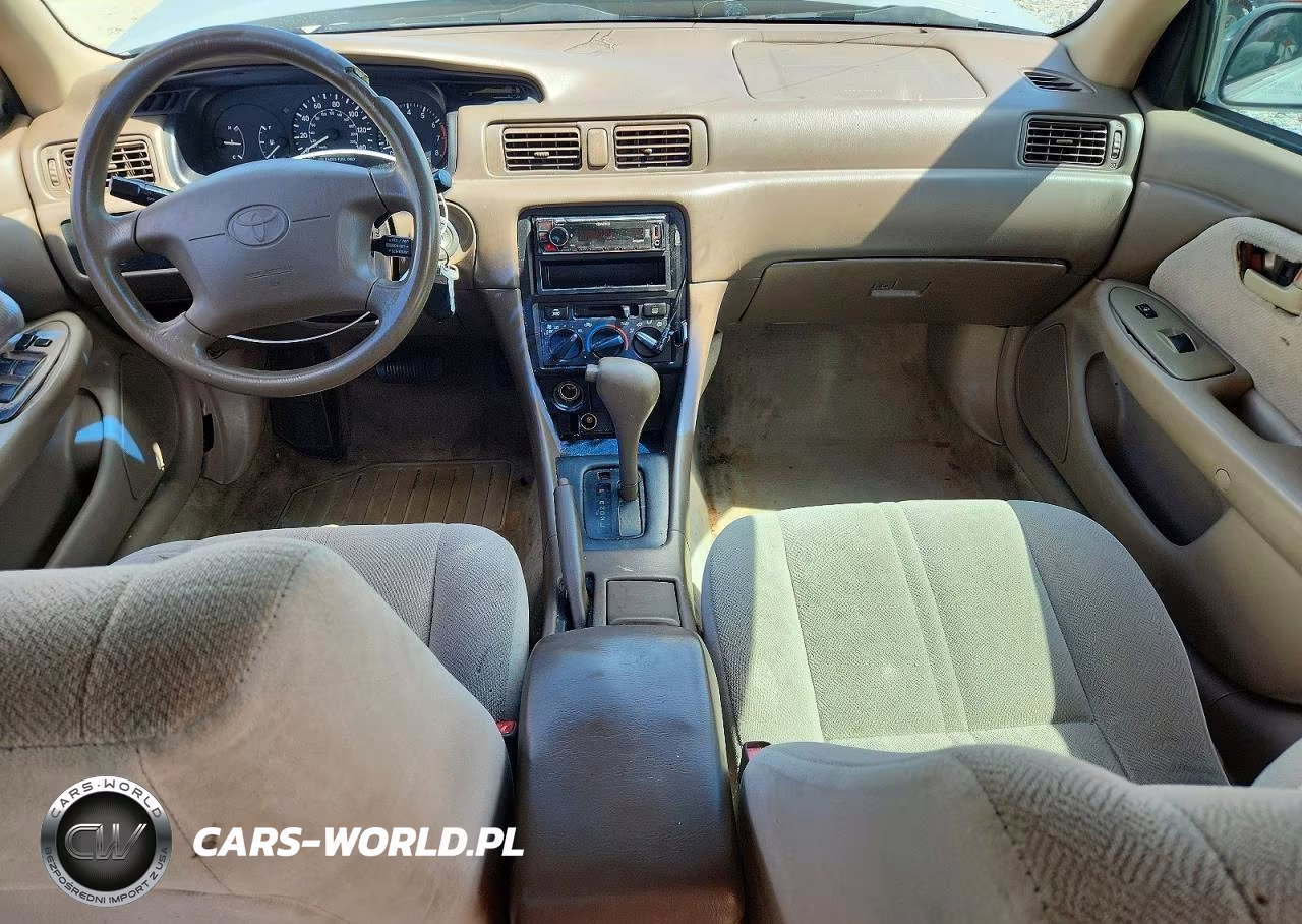 1999 Toyota Camry Ce VIN:4T1BG22K2XU419741 - 8