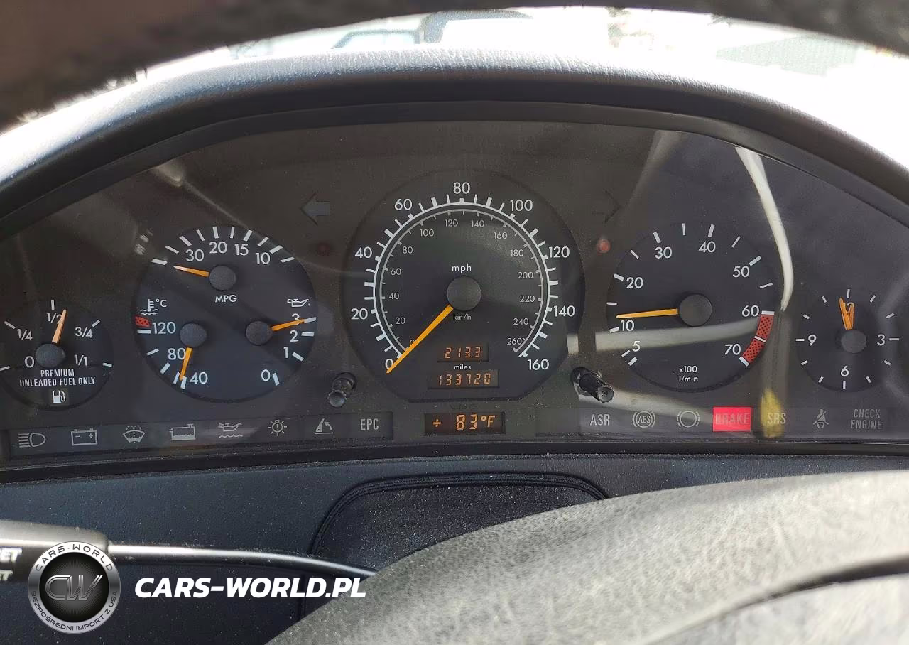 1996 Mercedes-Benz Sl 500 VIN:WDBFA67F9TF133697 - 9