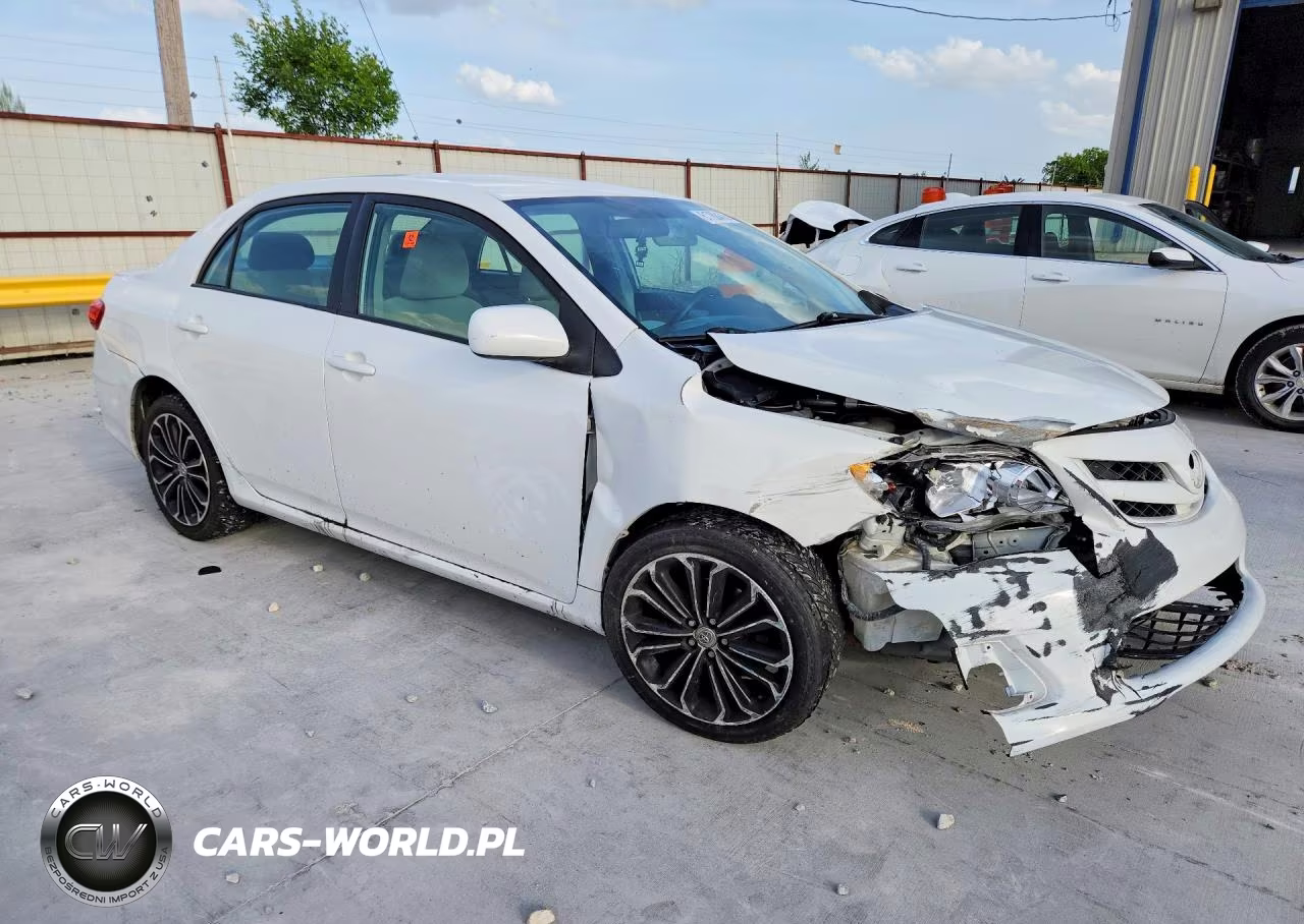 TOYOTA COROLLA BA VIN:2T1BU4EE0BC736549 - 4