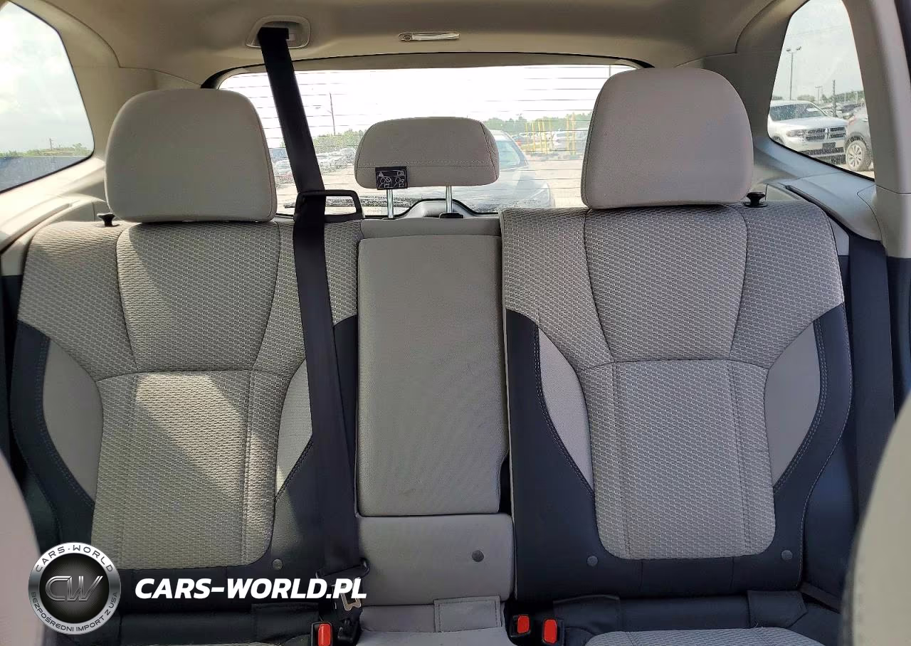 2021 Subaru Forester Premium VIN:JF2SKAJC4MH554605 - 10