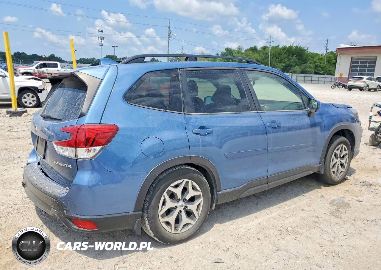 2021 Subaru Forester Premium VIN:JF2SKAJC4MH554605 - 3