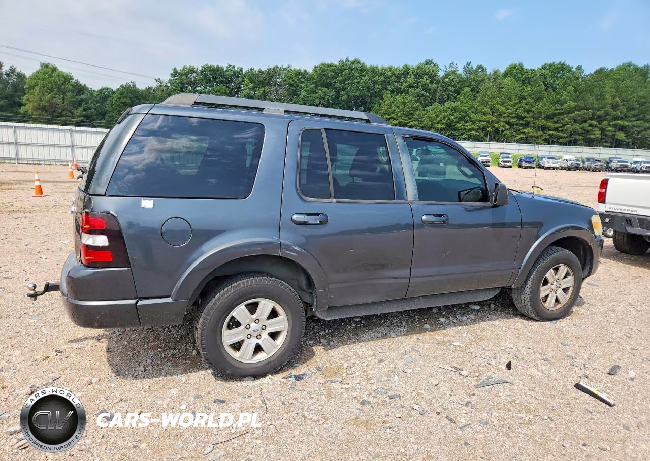 2010 Ford Explorer Xlt VIN:1FMEU7DE1AUB02471 - 3