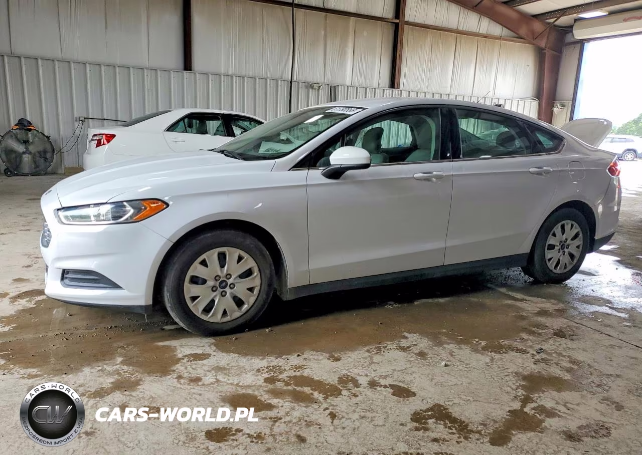 2014 Ford Fusion S – zdjęcie 1 z 13
