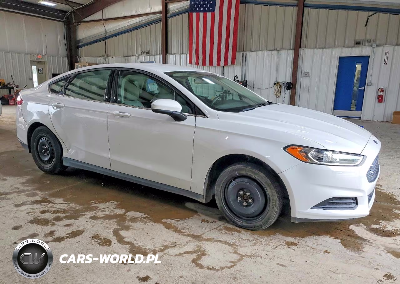 2014 Ford Fusion S VIN:3FA6P0G78ER307891 - 4
