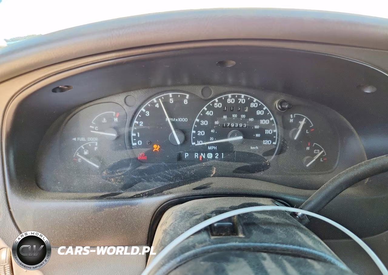 2003 Mazda B3000 Cab Plus VIN:4F4YR16V13TM09099 - 9