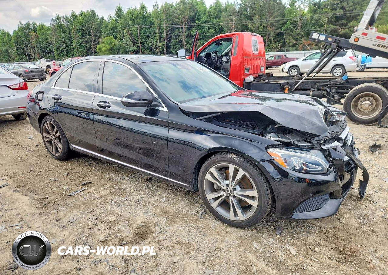 2017 Mercedes-Benz C 300 VIN:55SWF4JB8HU219736 - 4
