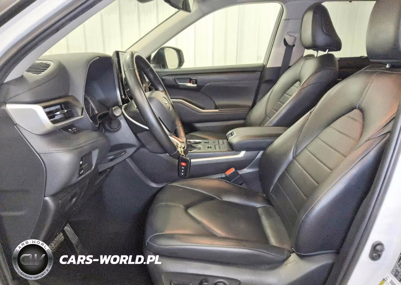 2022 Toyota Highlander Xle VIN:5TDGZRBH9NS587184 - 7