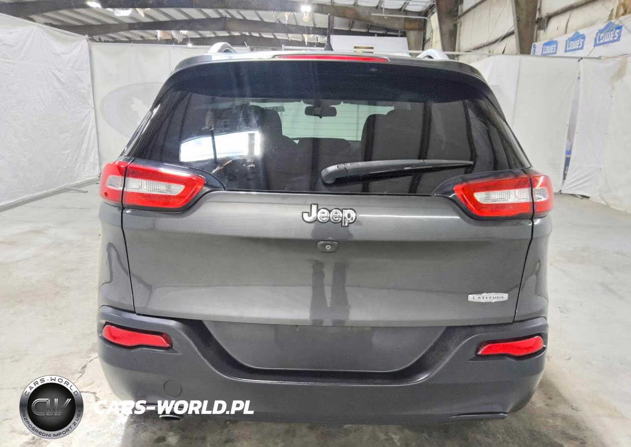 2016 Jeep Cherokee Latitude VIN:1C4PJLCBXGW356036 - 6