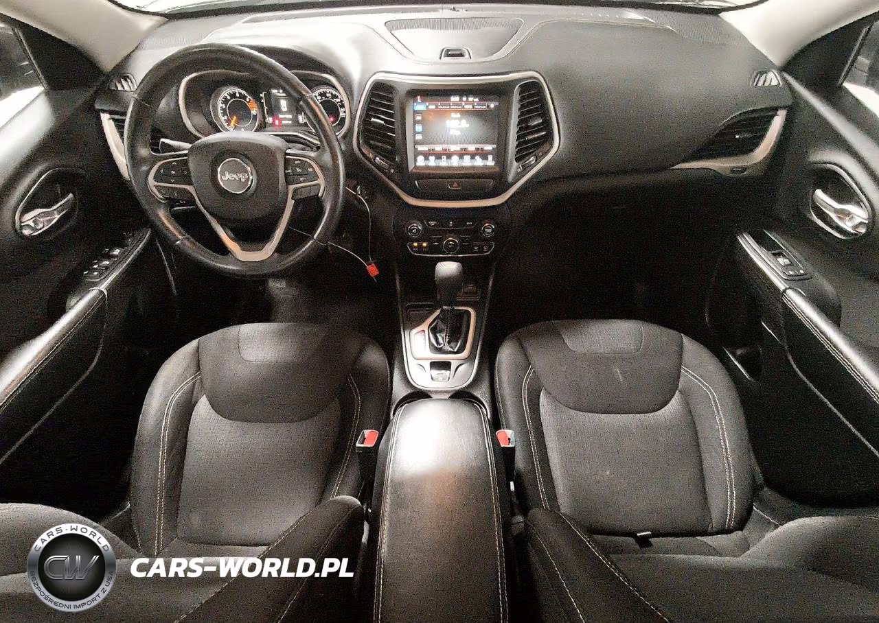 2016 Jeep Cherokee Latitude VIN:1C4PJLCBXGW356036 - 8