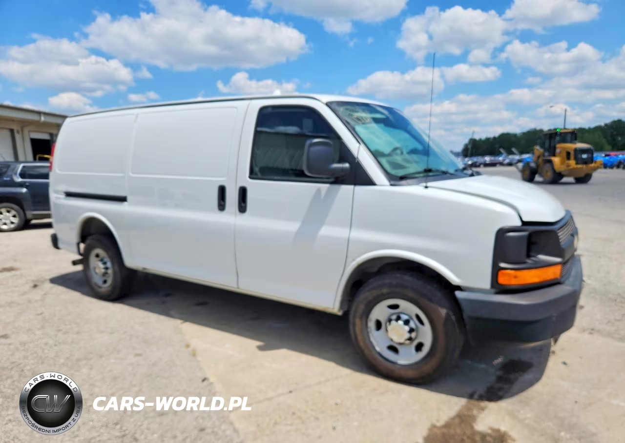2013 Chevrolet Express G2500 VIN:1GCWGFCA0D1166838 - 4