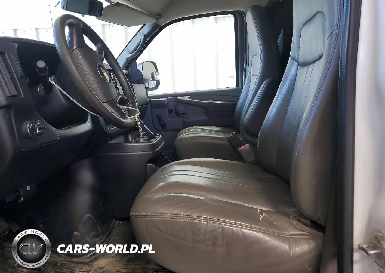 2013 Chevrolet Express G2500 VIN:1GCWGFCA0D1166838 - 7