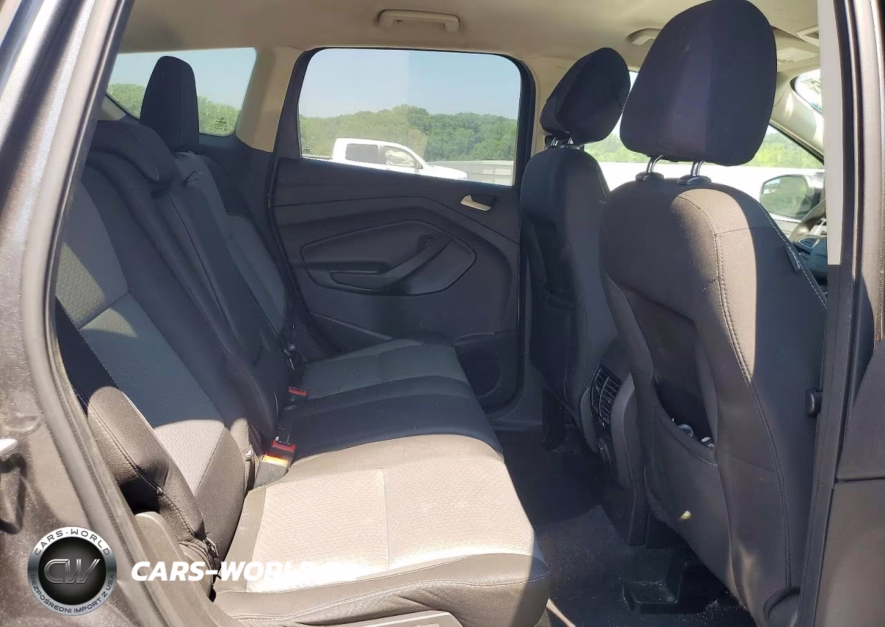 2017 Ford Escape Se VIN:1FMCU9GD5HUC42524 - 10