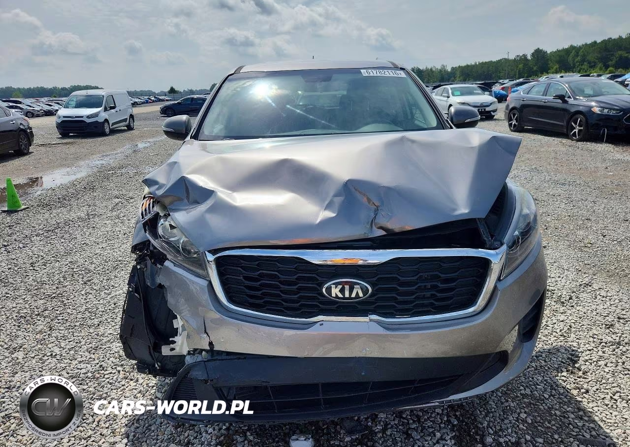 2019 Kia Sorento L VIN:5XYPG4A36KG479001 - 5
