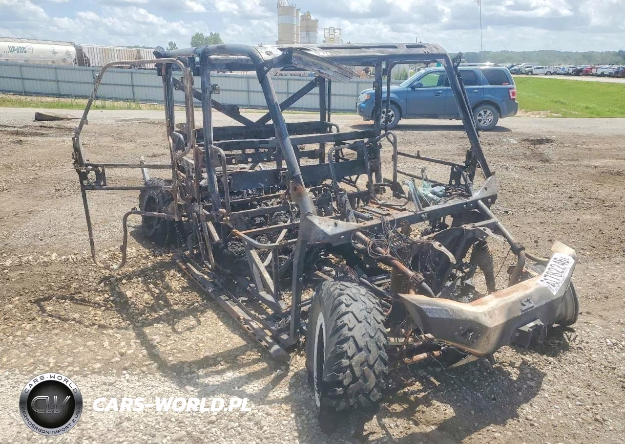 2017 Polaris Ranger Utility Vehicle VIN:4XARVU992H7743108 - 9