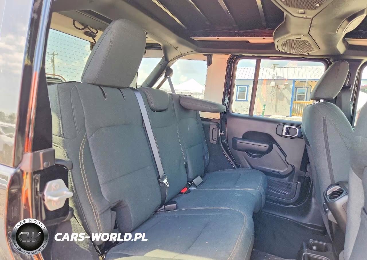 2025 Jeep Wrangler Sport VIN:1C4PJXDN0SW530561 - 11