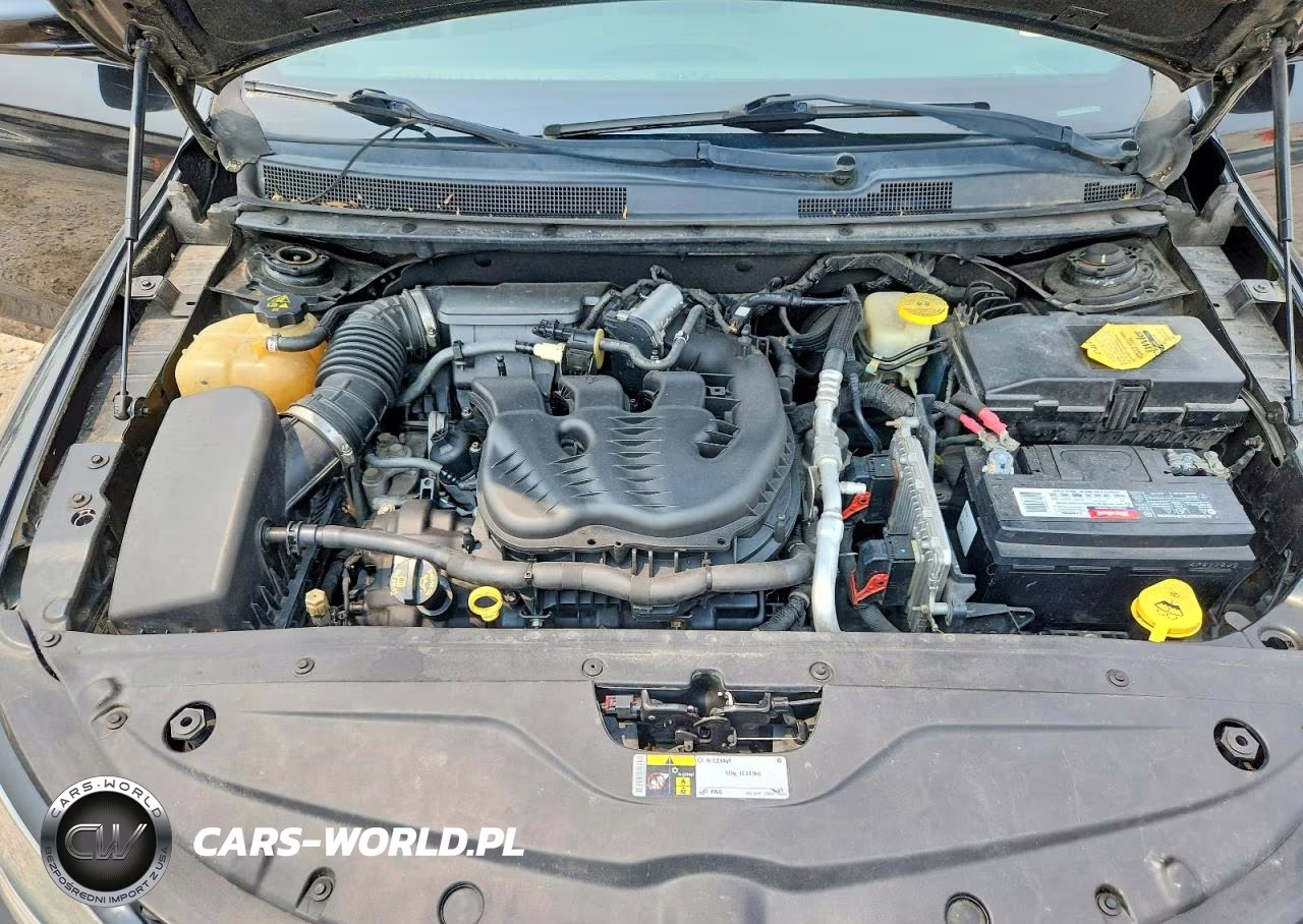 2015 Chrysler 200 S VIN:1C3CCCDG0FN523015 - 11