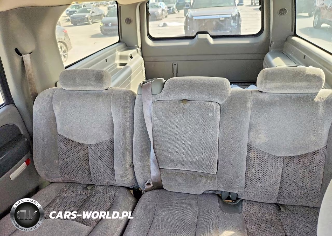 2003 Chevrolet Suburban C1500 VIN:3GNEC16Z03G213255 - 10