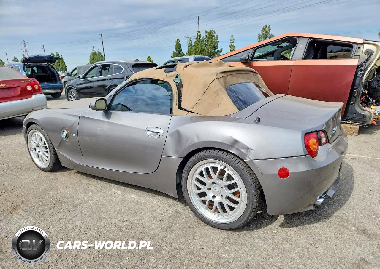 2004 BMW Z4 3.0 VIN:4USBT53544LU06835 - 2