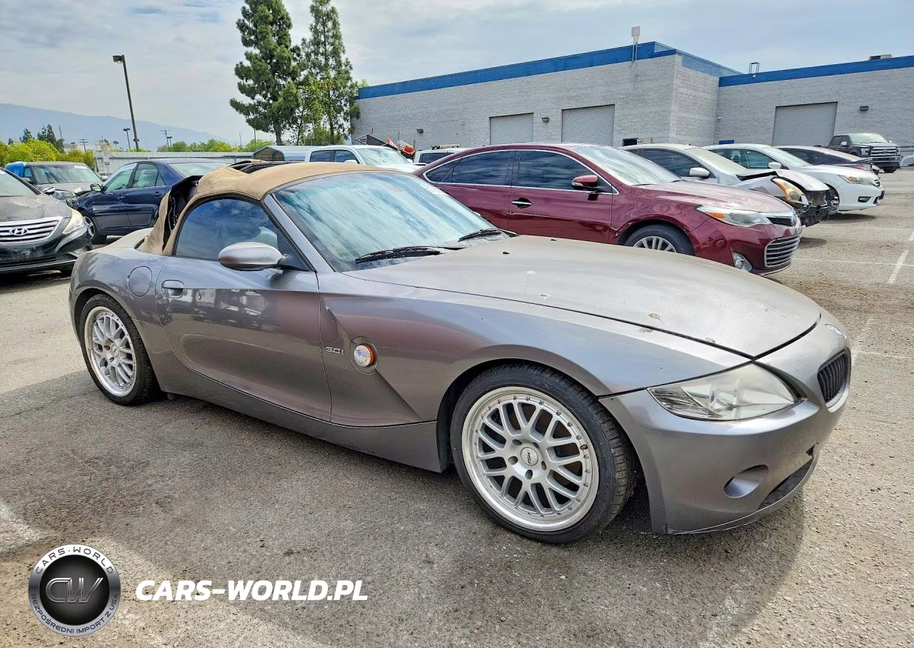 2004 BMW Z4 3.0 VIN:4USBT53544LU06835 - 4