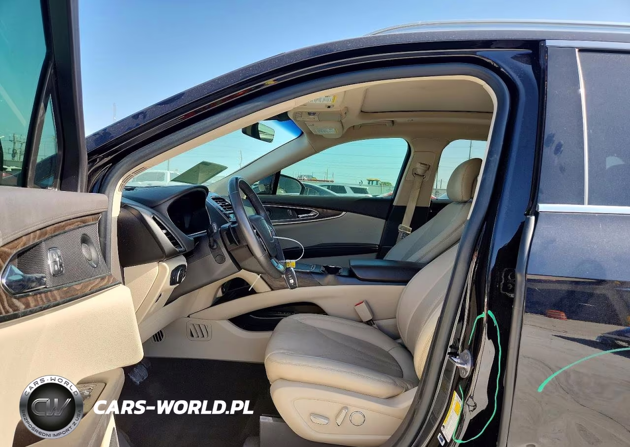 2019 Lincoln Nautilus Reserve VIN:2LMPJ8L94KBL14854 - 7