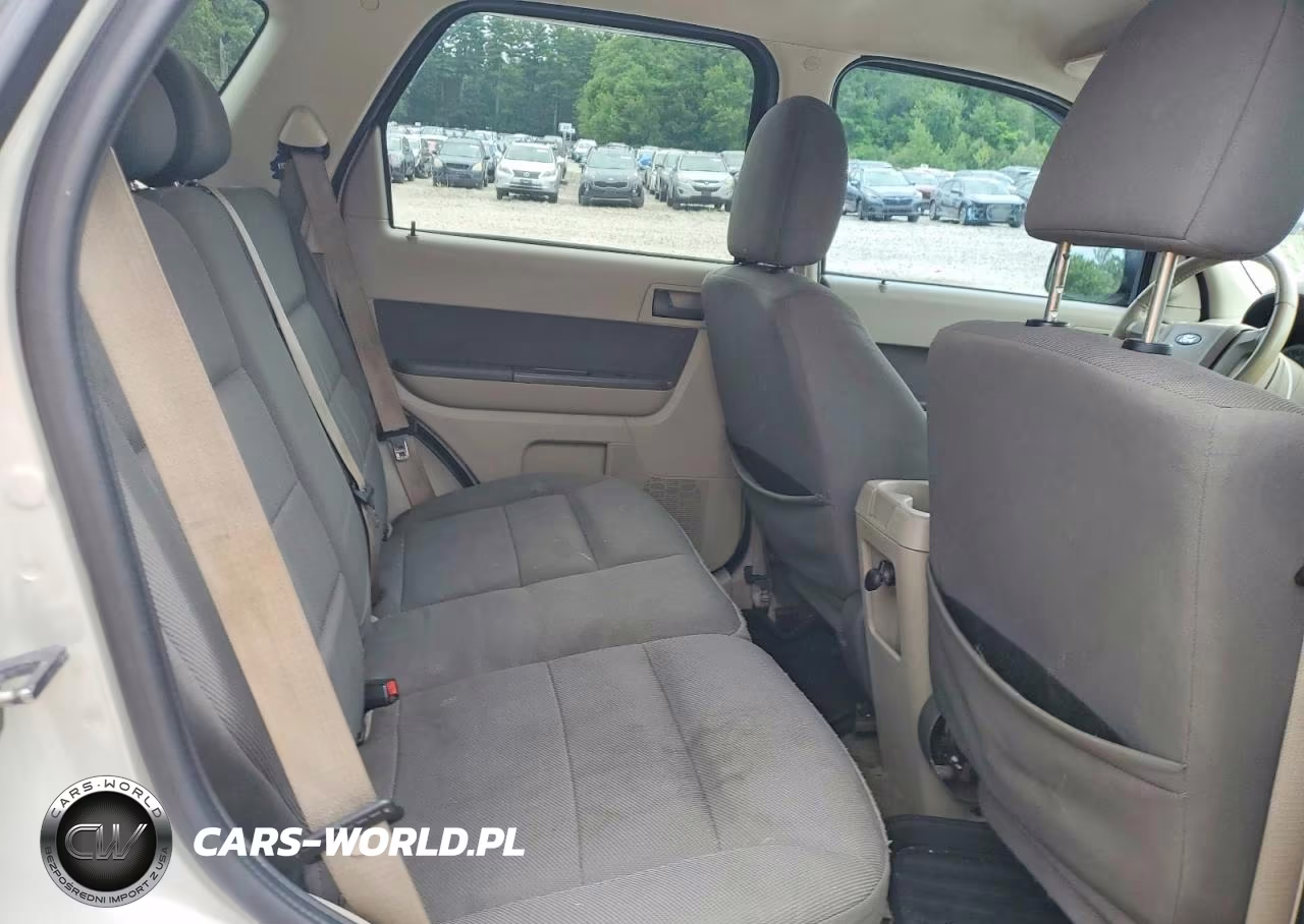 2009 Ford Escape Xlt VIN:1FMCU93759KA63705 - 11
