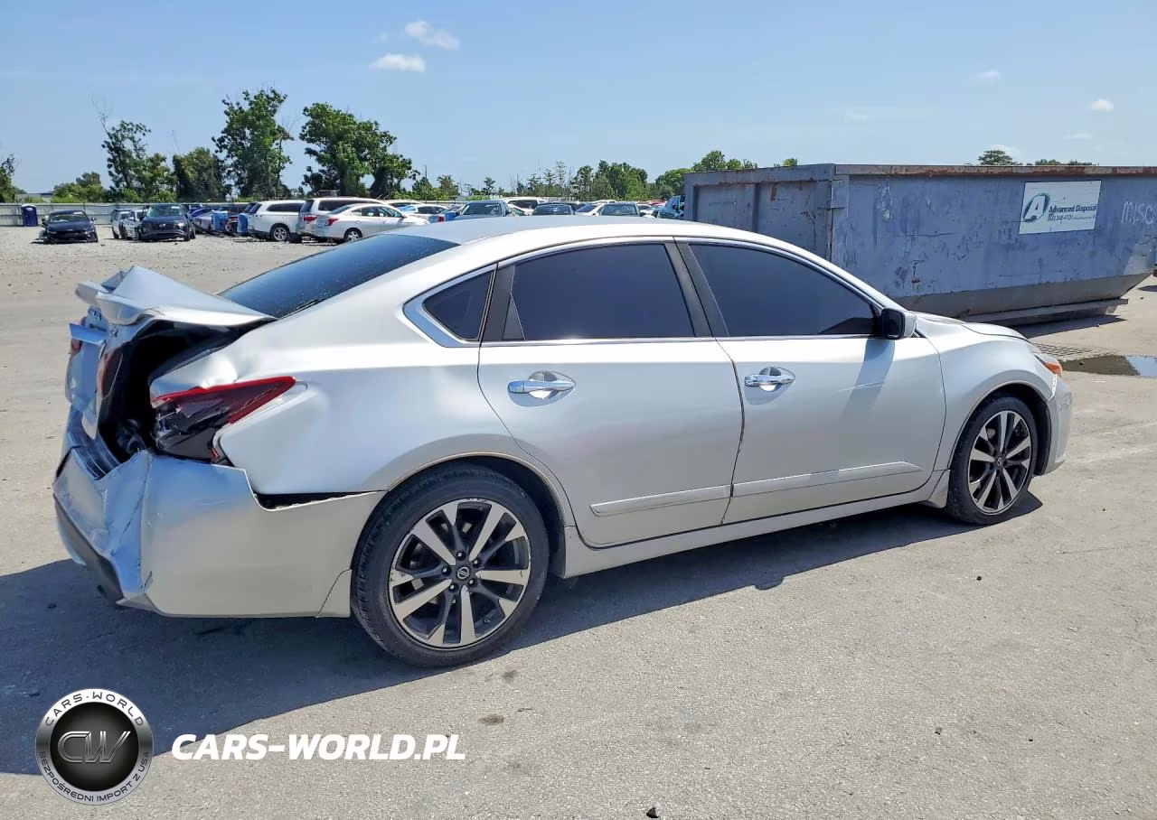 2017 Nissan Altima 2.5 Sr VIN:1N4AL3AP8HC275155 - 3