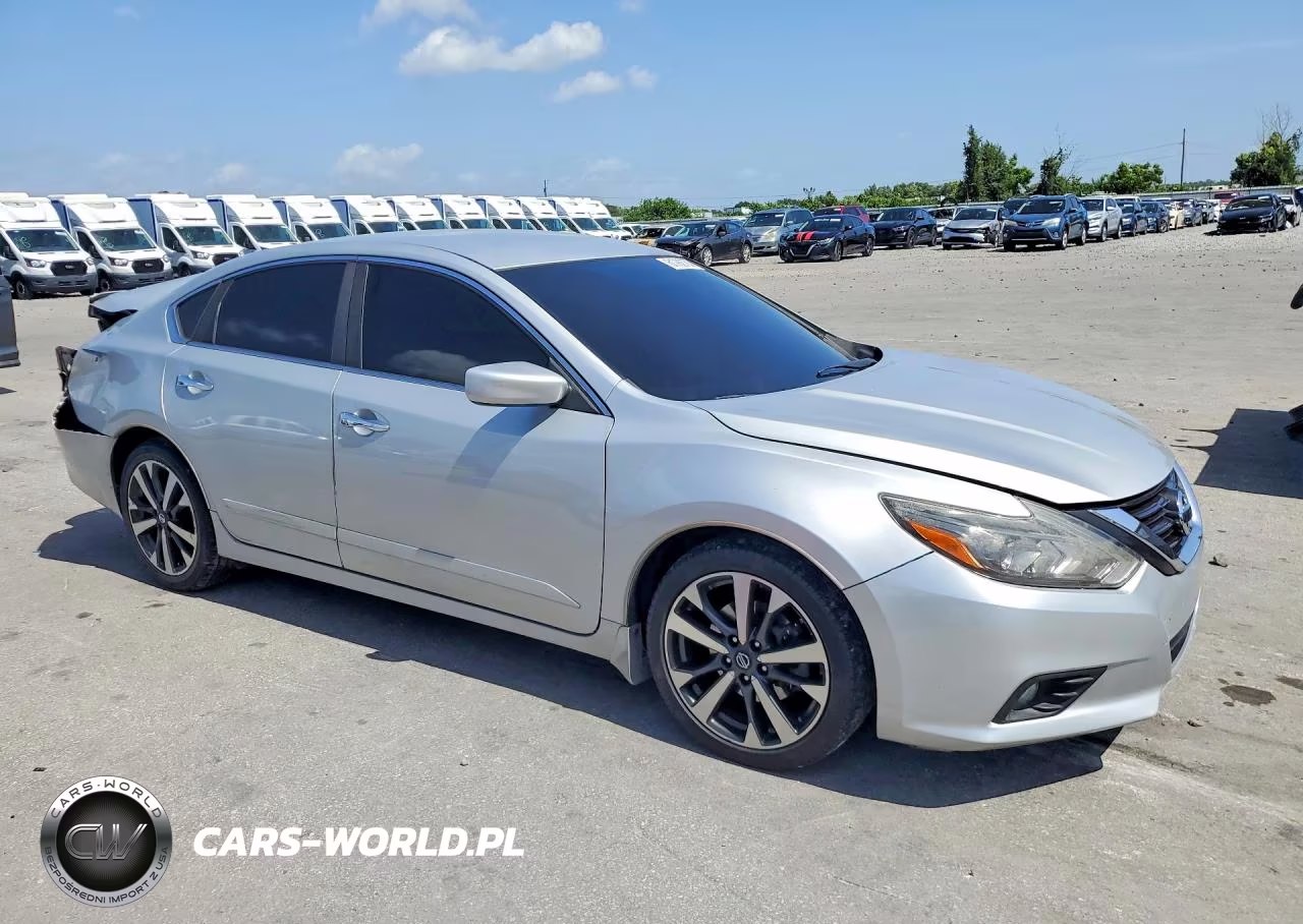 2017 Nissan Altima 2.5 Sr VIN:1N4AL3AP8HC275155 - 4