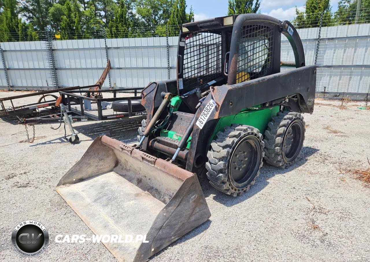 2011 Deere Skid Steer Loader VIN:KV0240A140664 - 2