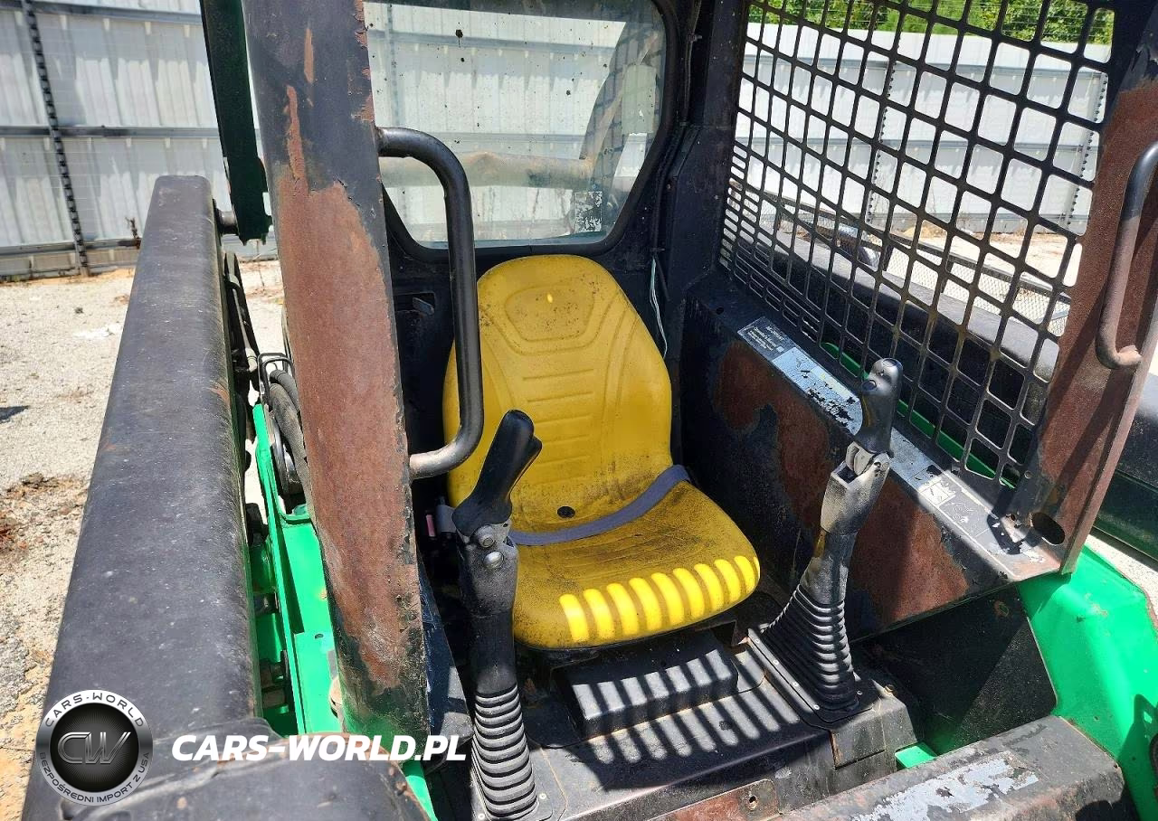 2011 Deere Skid Steer Loader VIN:KV0240A140664 - 6