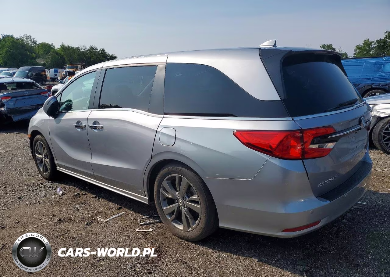 2022 Honda Odyssey Touring VIN:5FNRL6H83NB055689 - 2