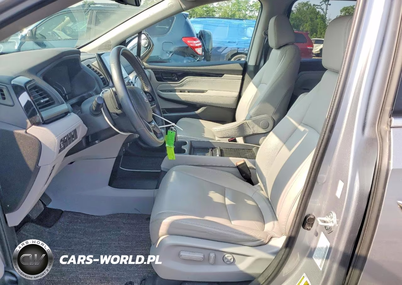 2022 Honda Odyssey Touring VIN:5FNRL6H83NB055689 - 7