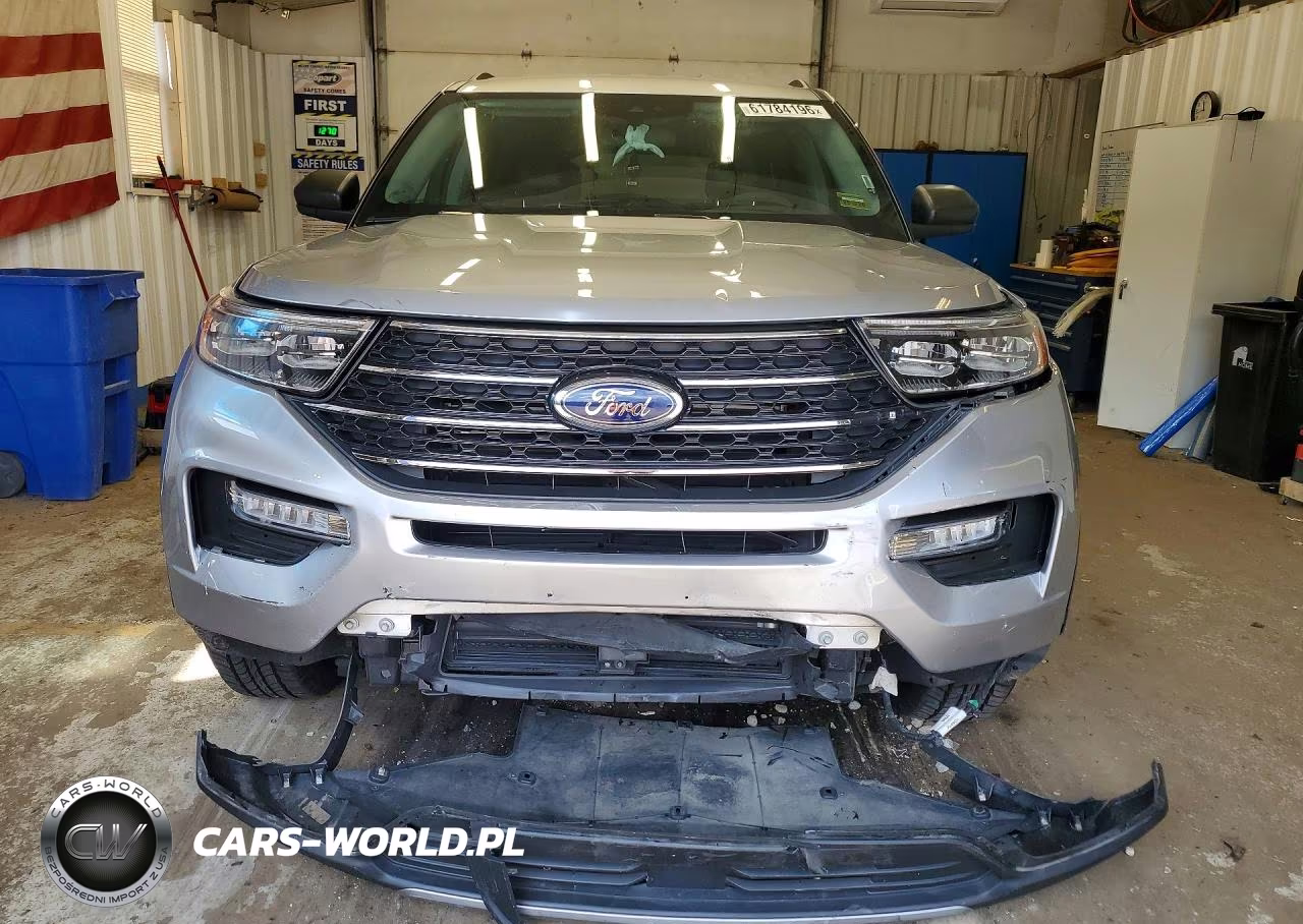 2023 Ford Explorer Xlt VIN:1FMSK8DH9PGB42782 - 5