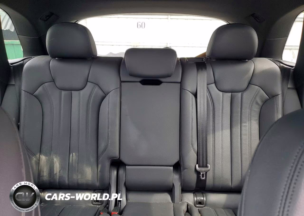 2020 Audi Q5 Titanium Premium Plus VIN:WA1ENAFY6L2081695 - 10