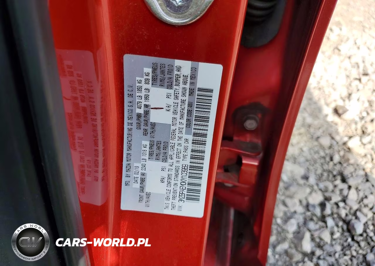 2019 Mazda 3 Premium VIN:3MZBPAEM0KM103969 - 12