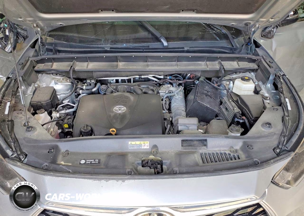 2022 Toyota Highlander Platinum VIN:5TDFZRBH8NS235600 - 12