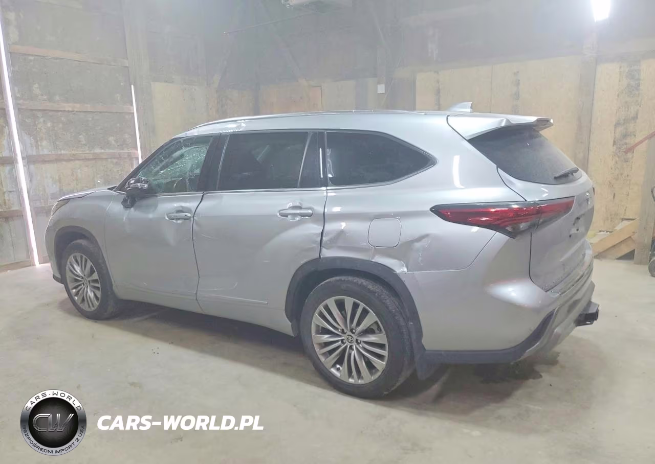 2022 Toyota Highlander Platinum VIN:5TDFZRBH8NS235600 - 2