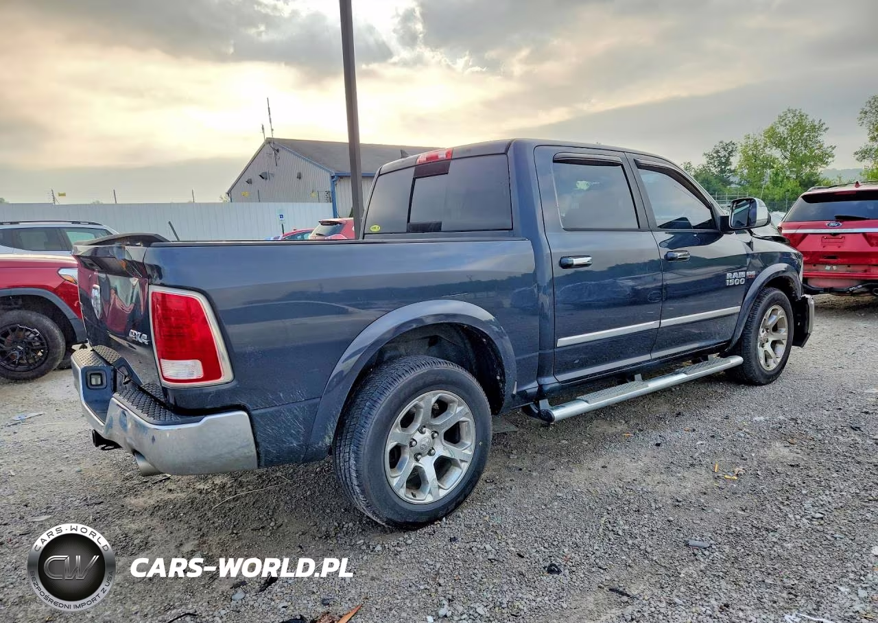 2014 Ram 1500 Laramie VIN:1C6RR7NT1ES214667 - 3